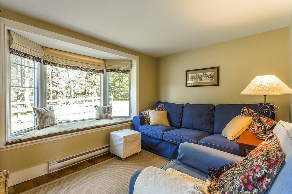 Photo of Livingroom in Lac-Brome