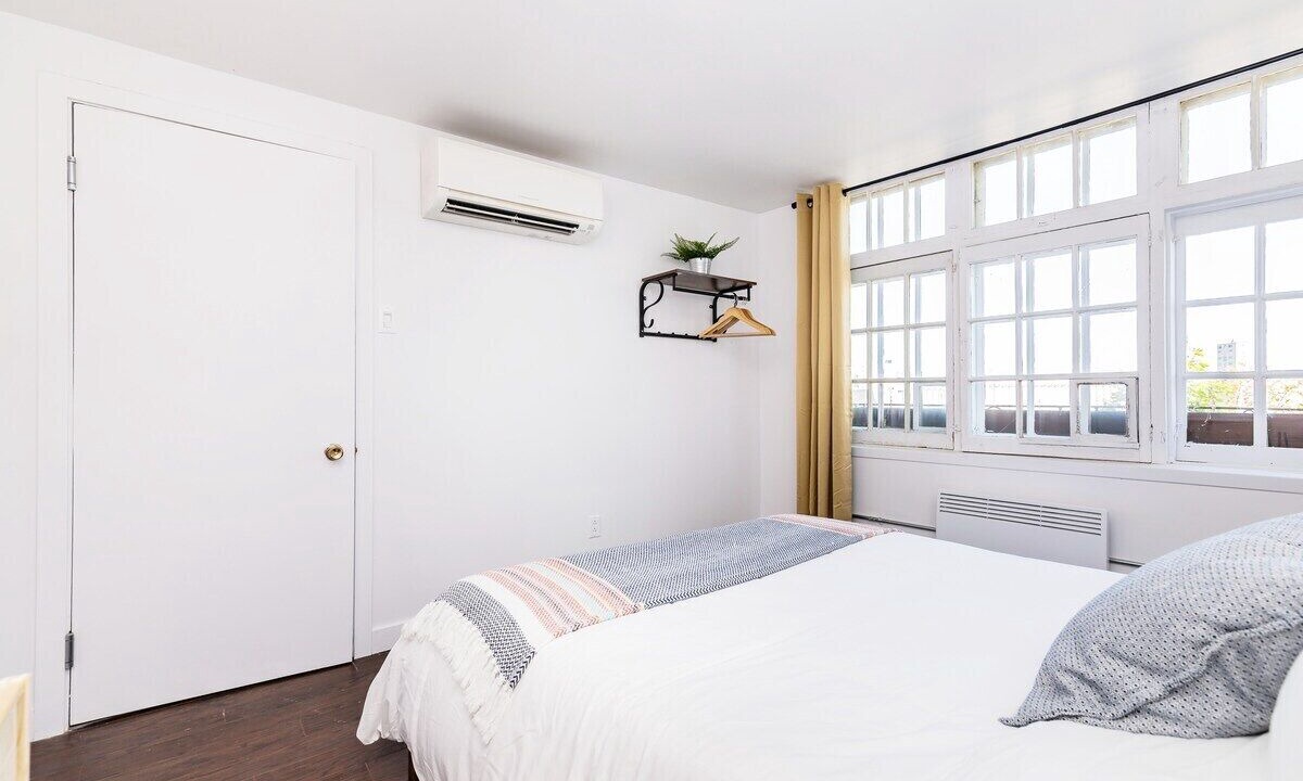Photo of Bedroom in Old Quebec