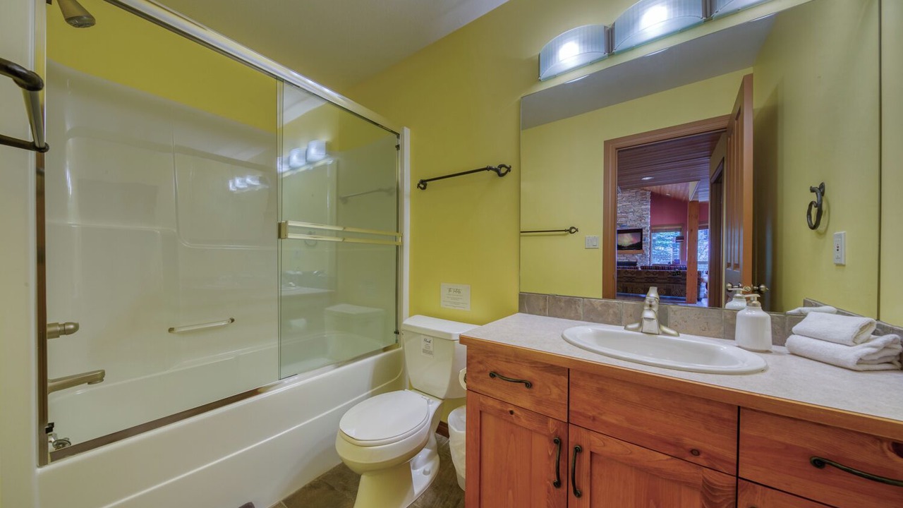 Photo of Bathroom in Forest Ridge Estates