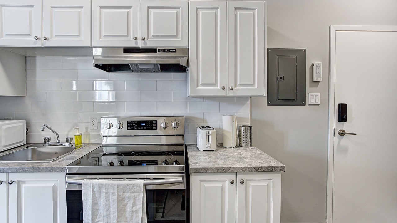 Photo of Kitchen in Cote-Des-Neiges—Notre-Dame-De-Grace
