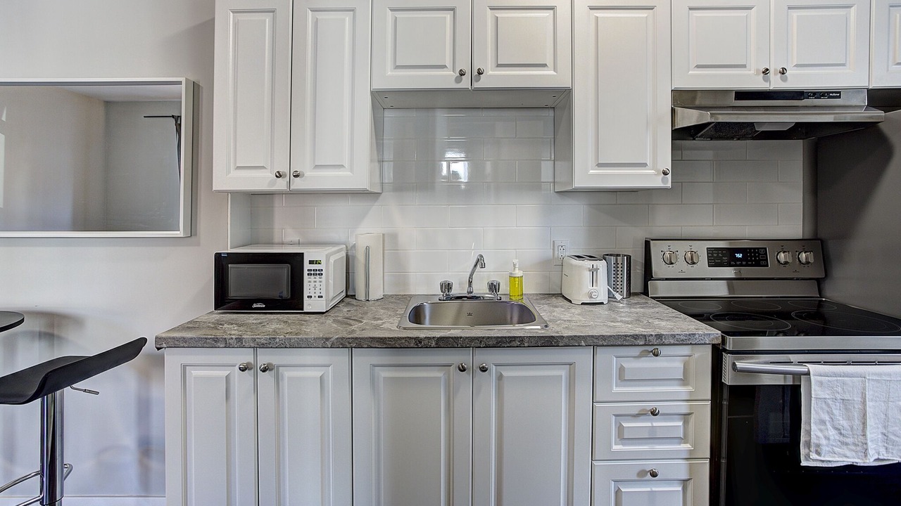 Photo of Kitchen in Cote-Des-Neiges—Notre-Dame-De-Grace
