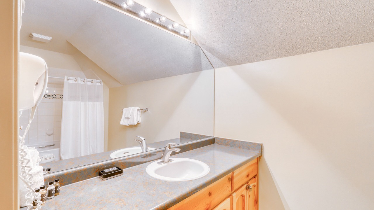 Photo of Bathroom in Village North