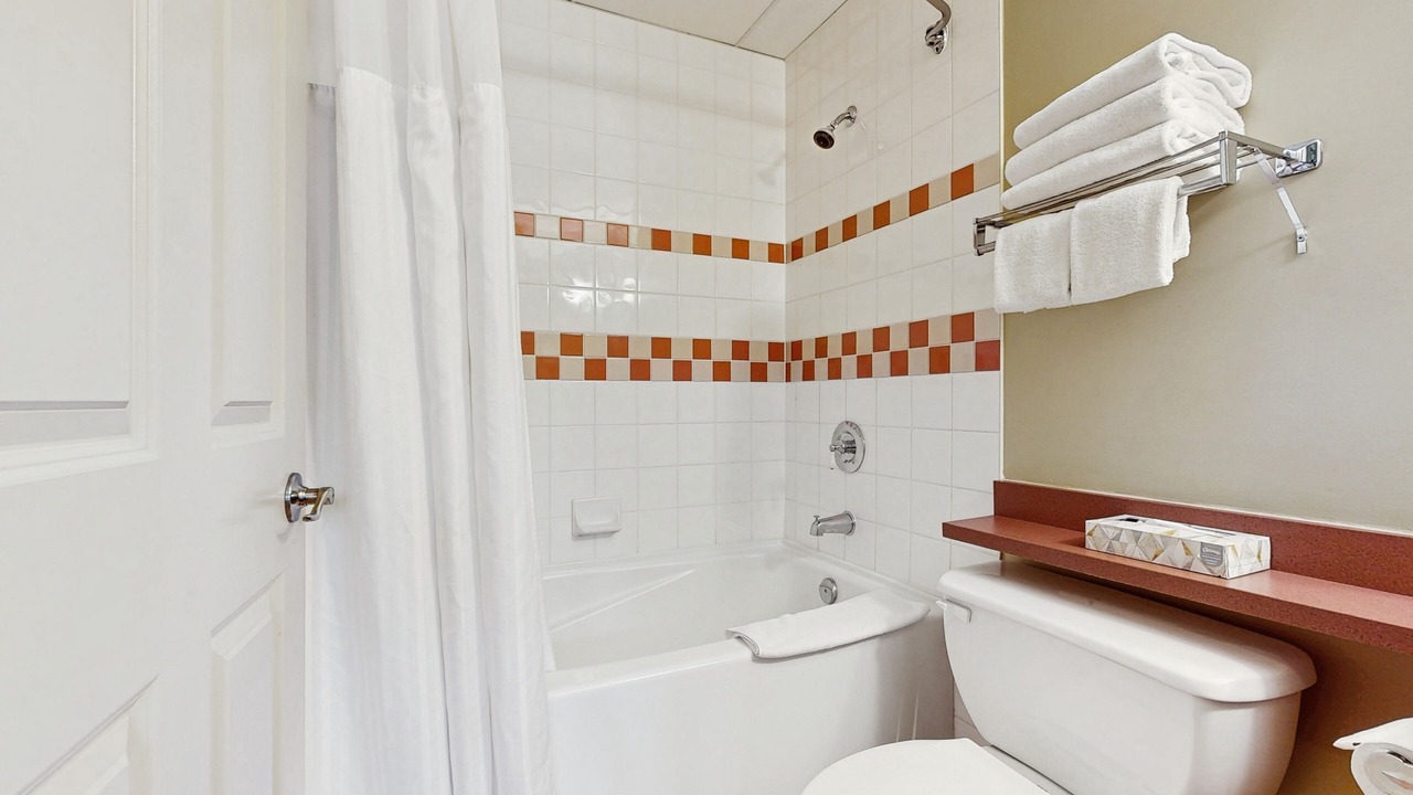 Photo of Bathroom in Village North