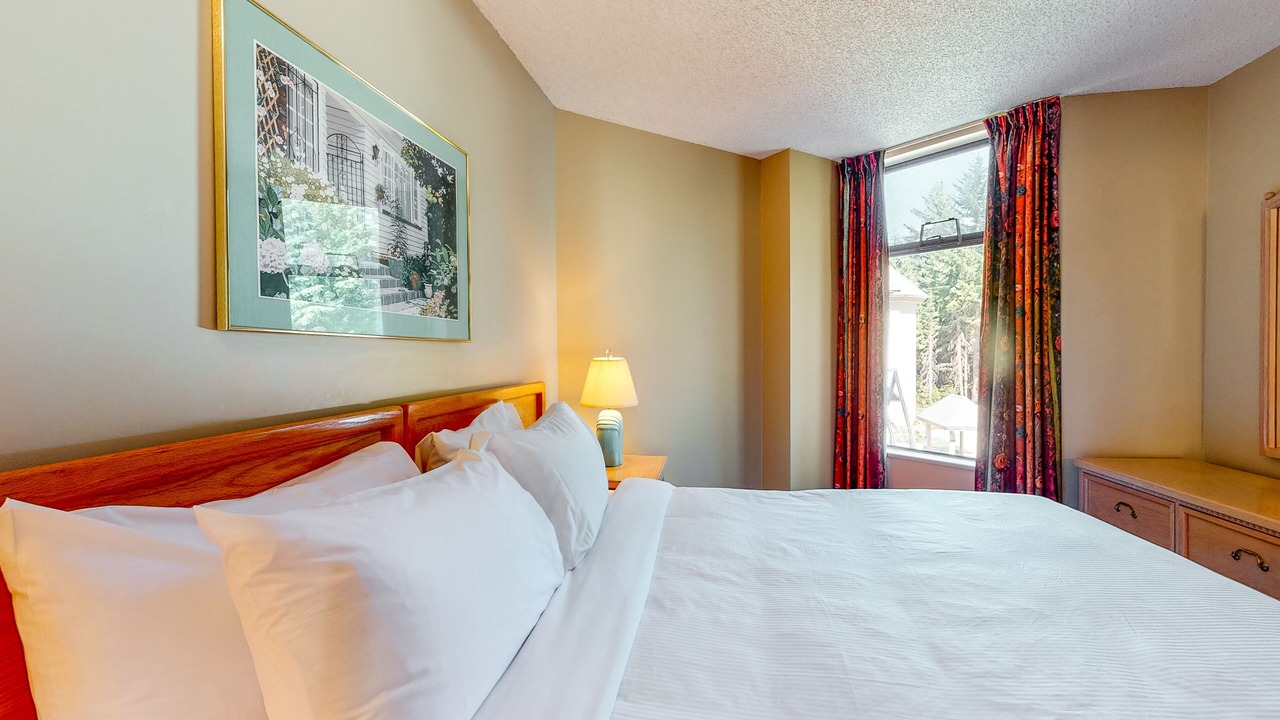 Photo of Bedroom in Upper Village