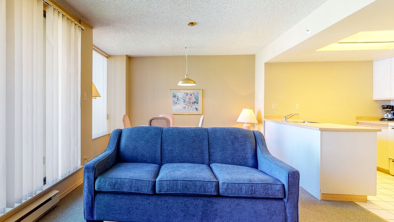 Photo of Livingroom in Upper Village