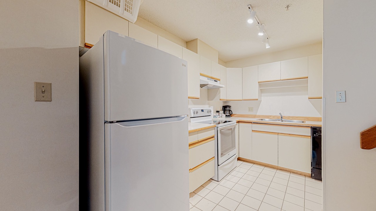 Photo of Kitchen in Blackcomb