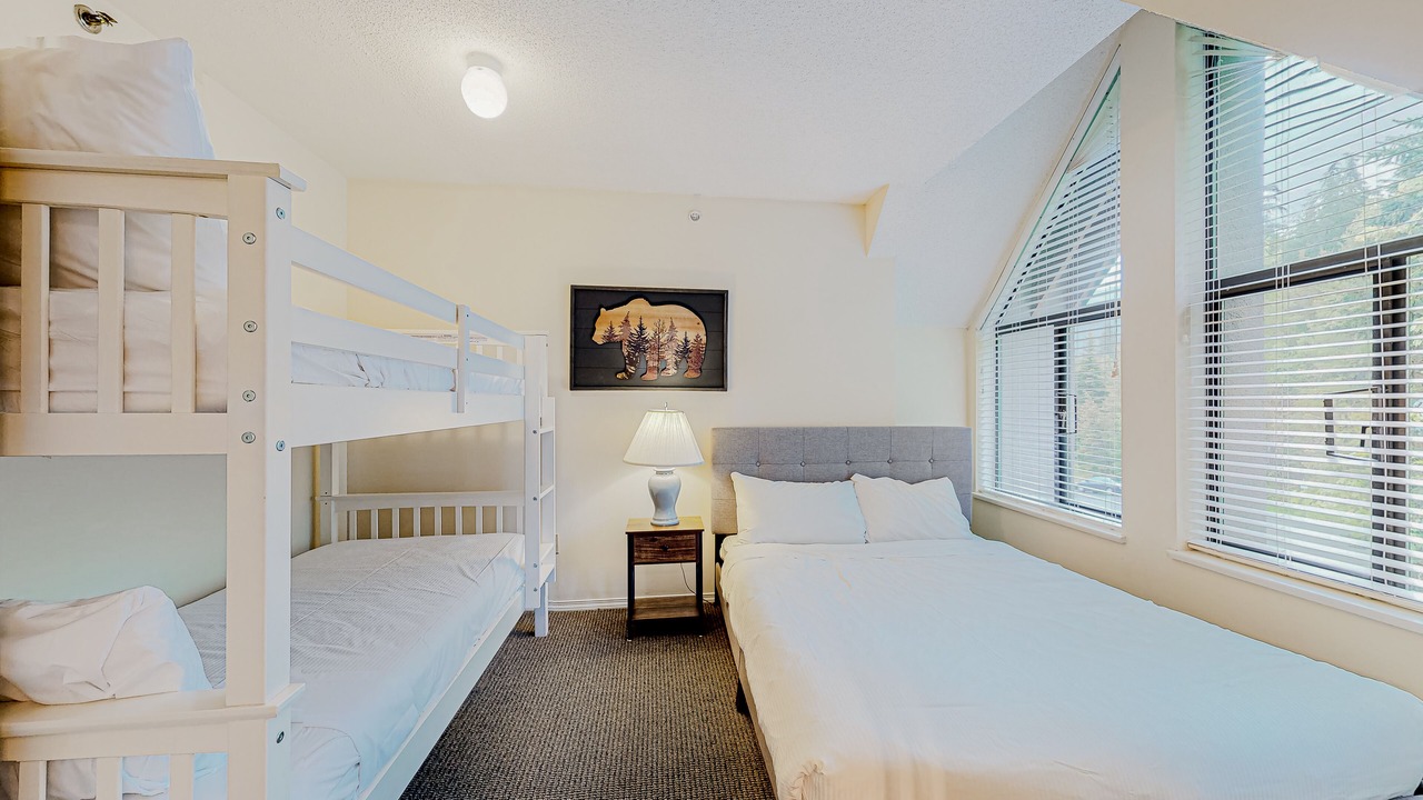 Photo of Bedroom in Blackcomb