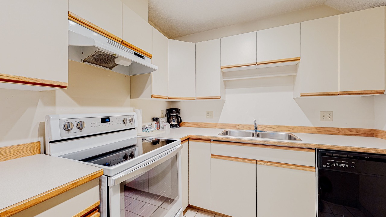 Photo of Kitchen in Blackcomb