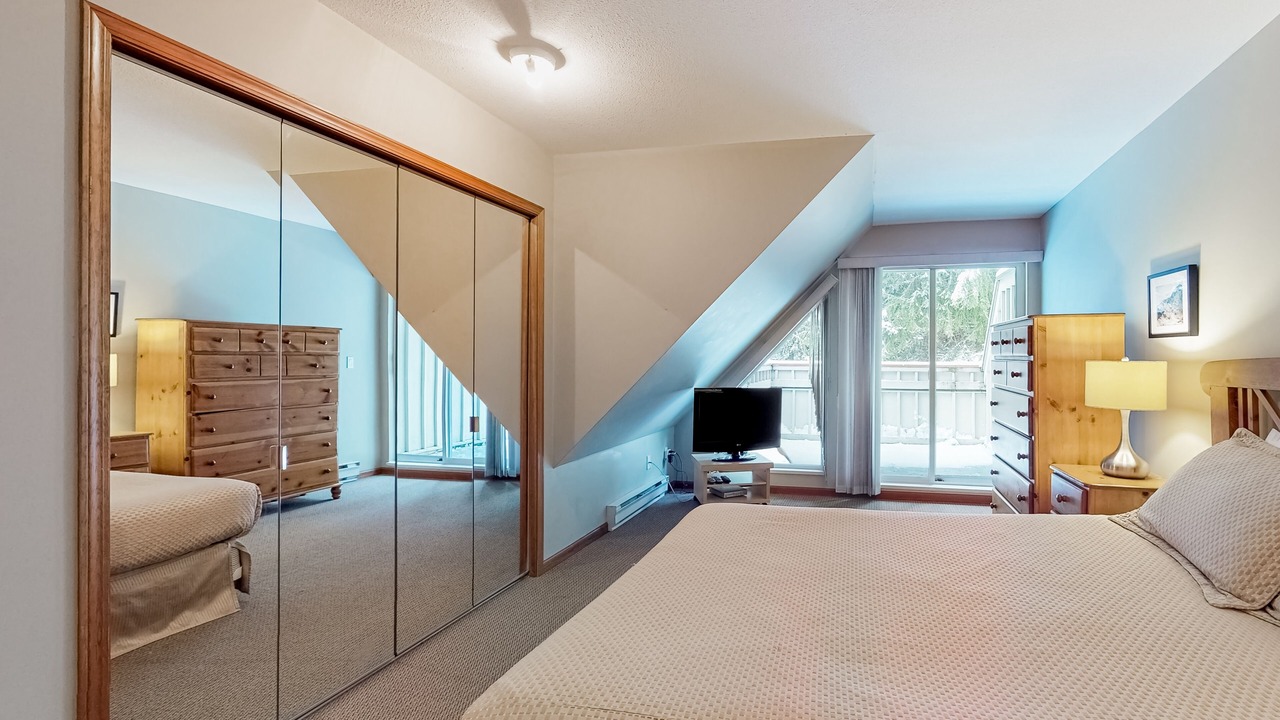 Photo of Bedroom in Village North