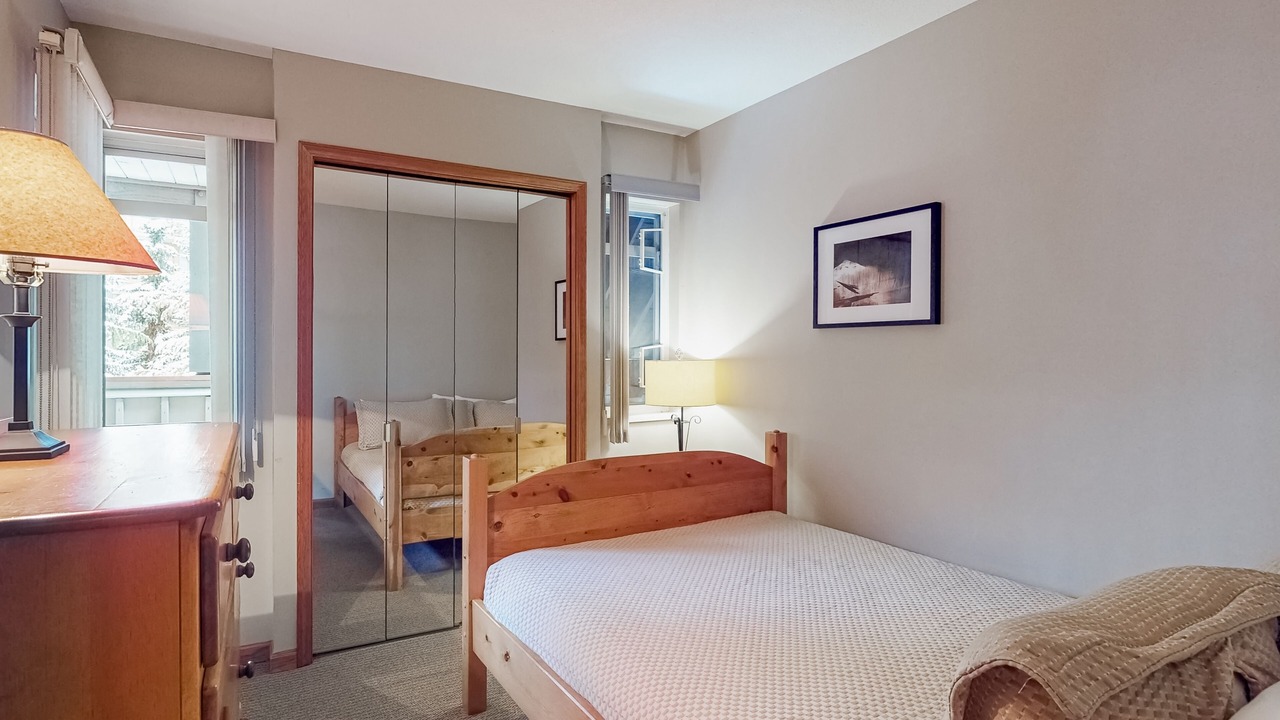 Photo of Bedroom in Village North