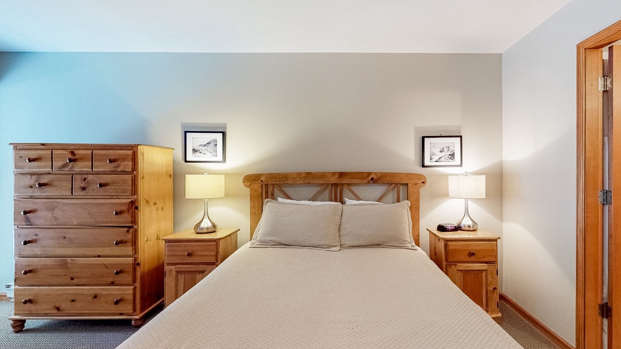 Photo of Bedroom in Village North