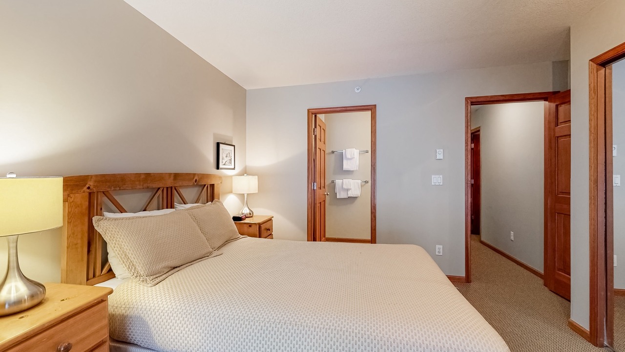 Photo of Bedroom in Village North