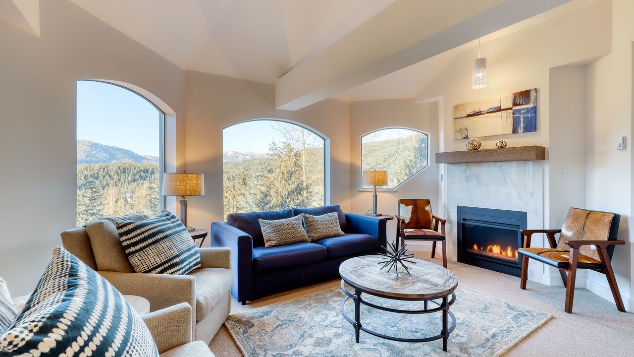 Photo of Livingroom in Upper Village