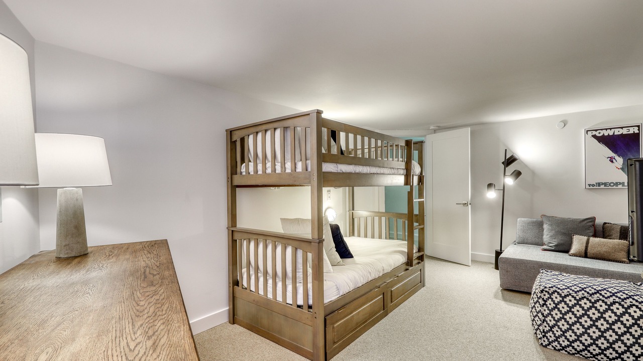 Photo of Bedroom in Upper Village
