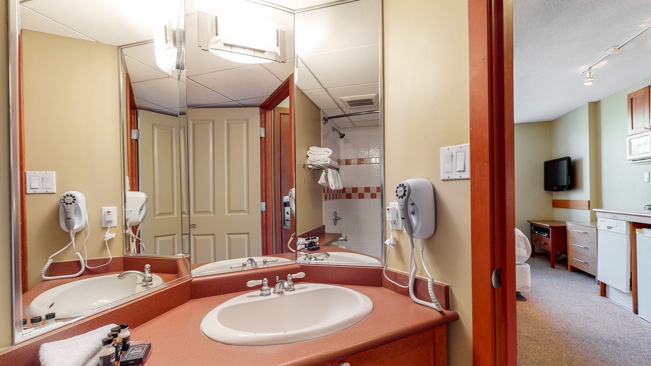 Photo of Bathroom in Village North