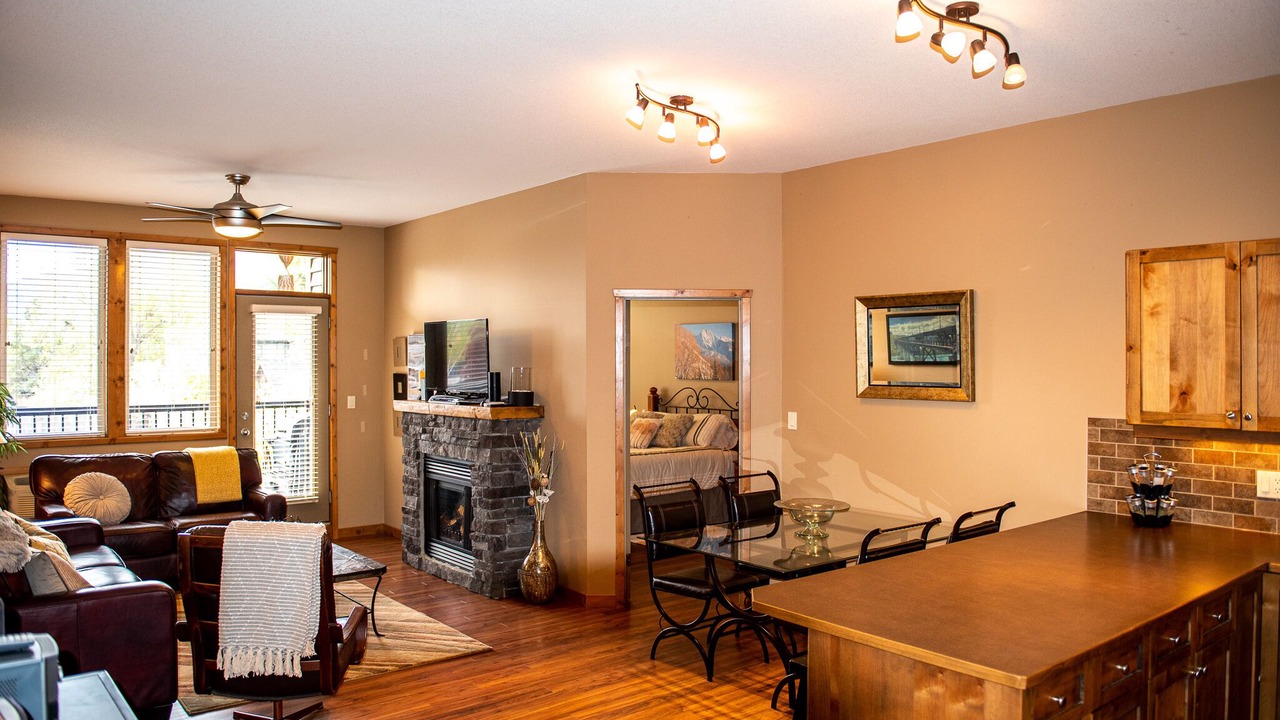 Photo of Livingroom in East Kootenay