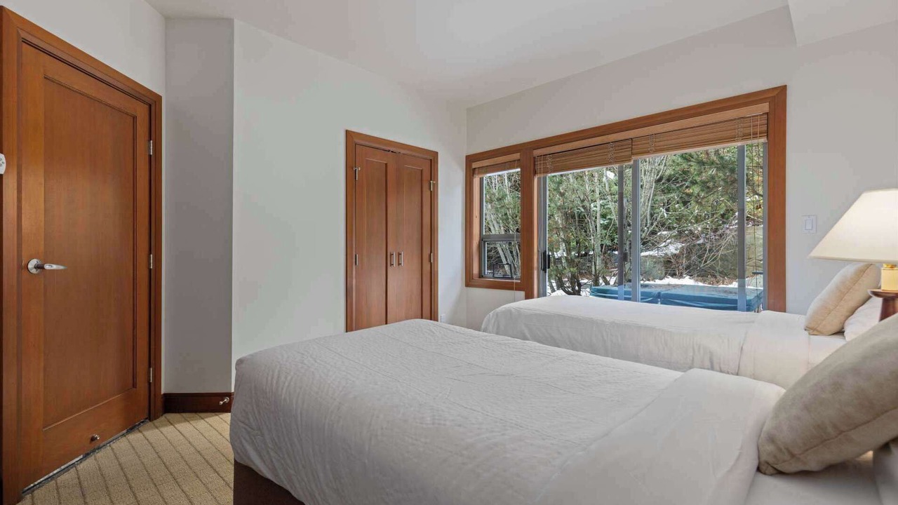 Photo of Bedroom in Village North