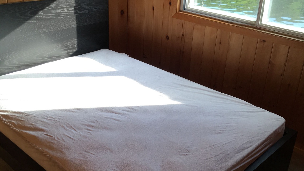 Photo of Bedroom in Algonquin Highlands