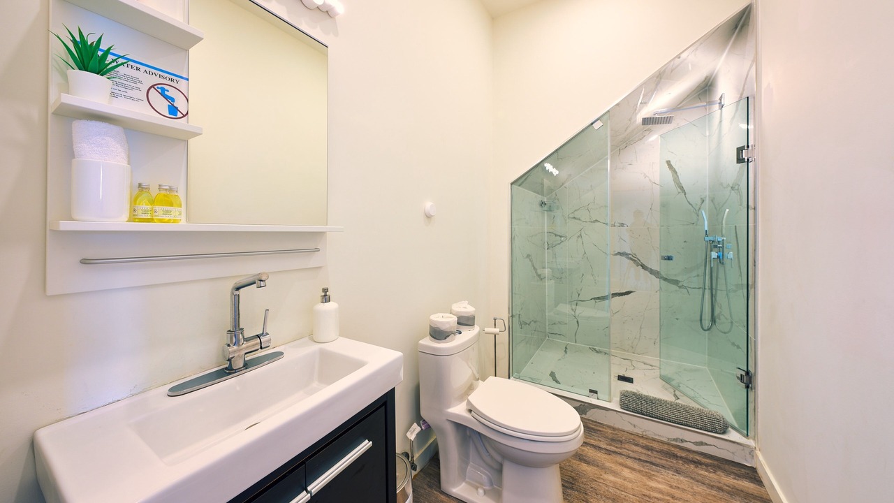Photo of Bathroom in Wainfleet