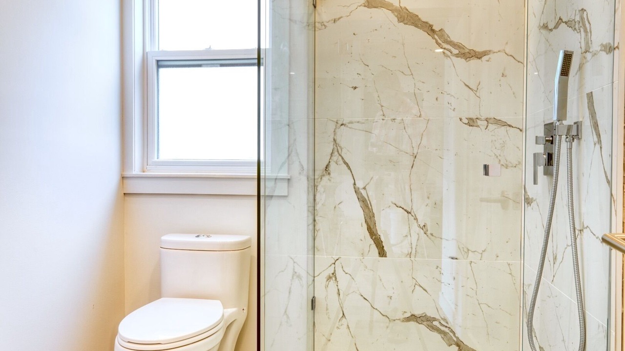 Photo of Bathroom in Wainfleet