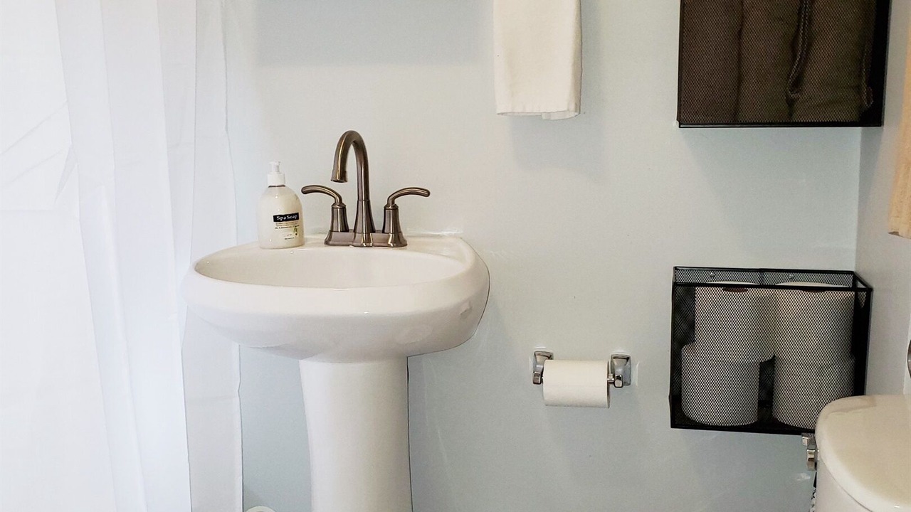 Photo of Bathroom in Sarnia