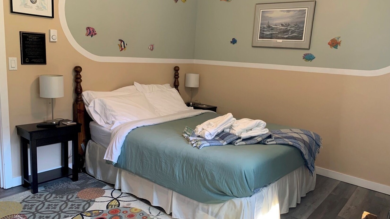 Photo of Bedroom in North Cowichan