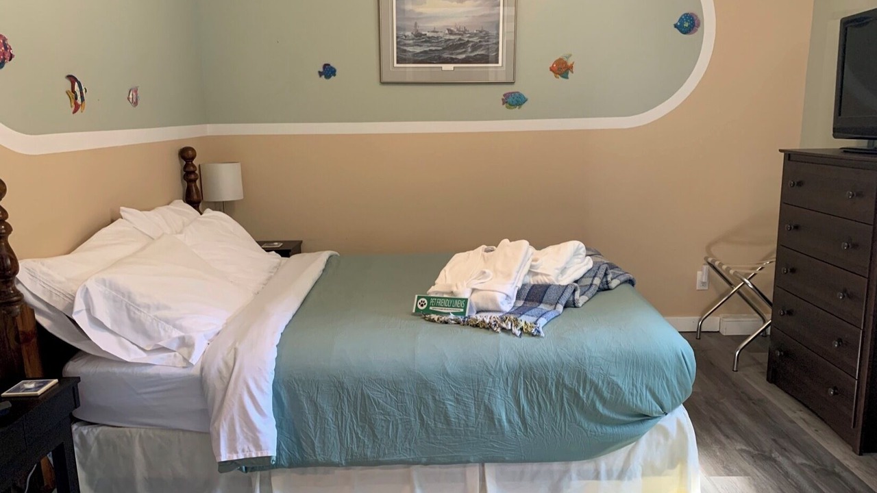Photo of Bedroom in North Cowichan