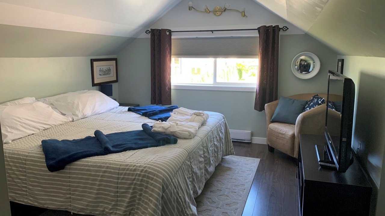 Photo of Bedroom in North Cowichan