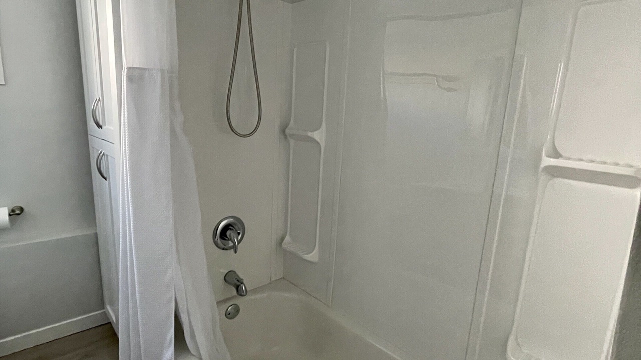 Photo of Bathroom in Okanagan-Similkameen