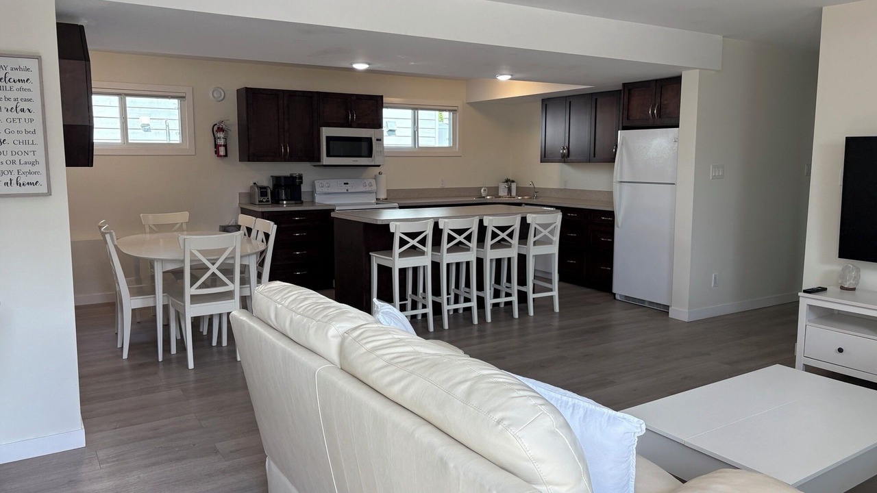 Photo of Livingroom in Okanagan-Similkameen