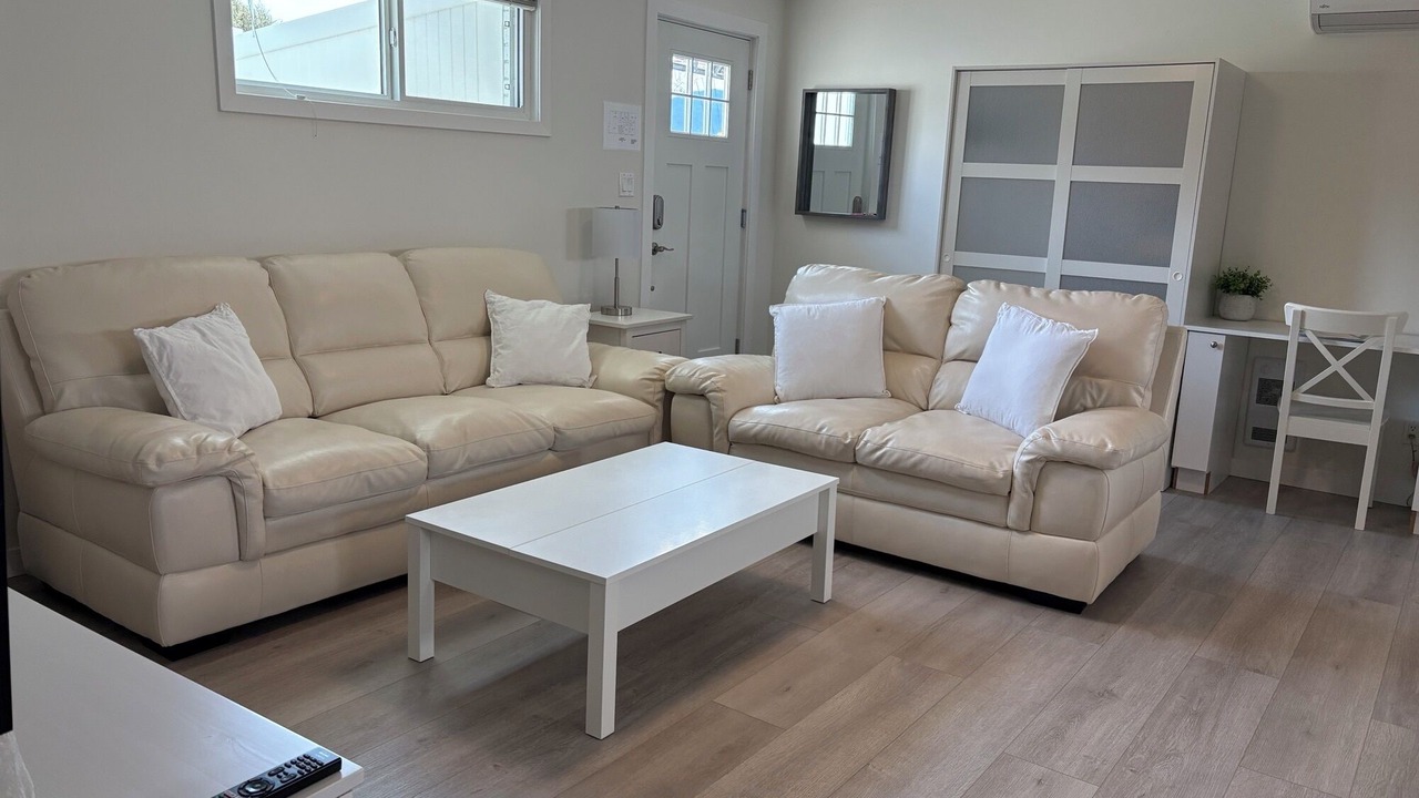 Photo of Livingroom in Okanagan-Similkameen