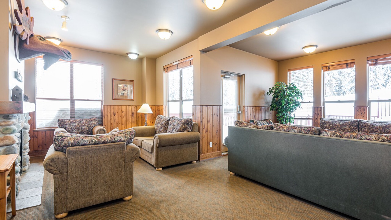 Photo of Bedroom in Silver Star Mountain