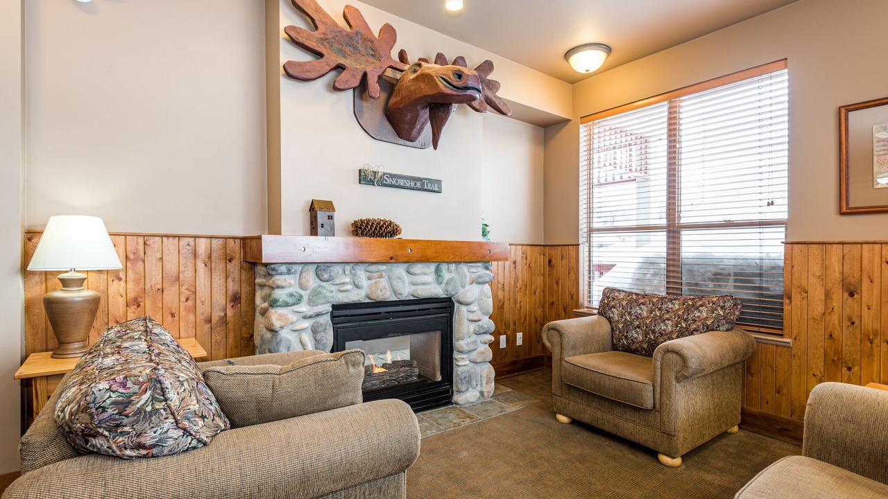 Photo of Livingroom in Silver Star Mountain