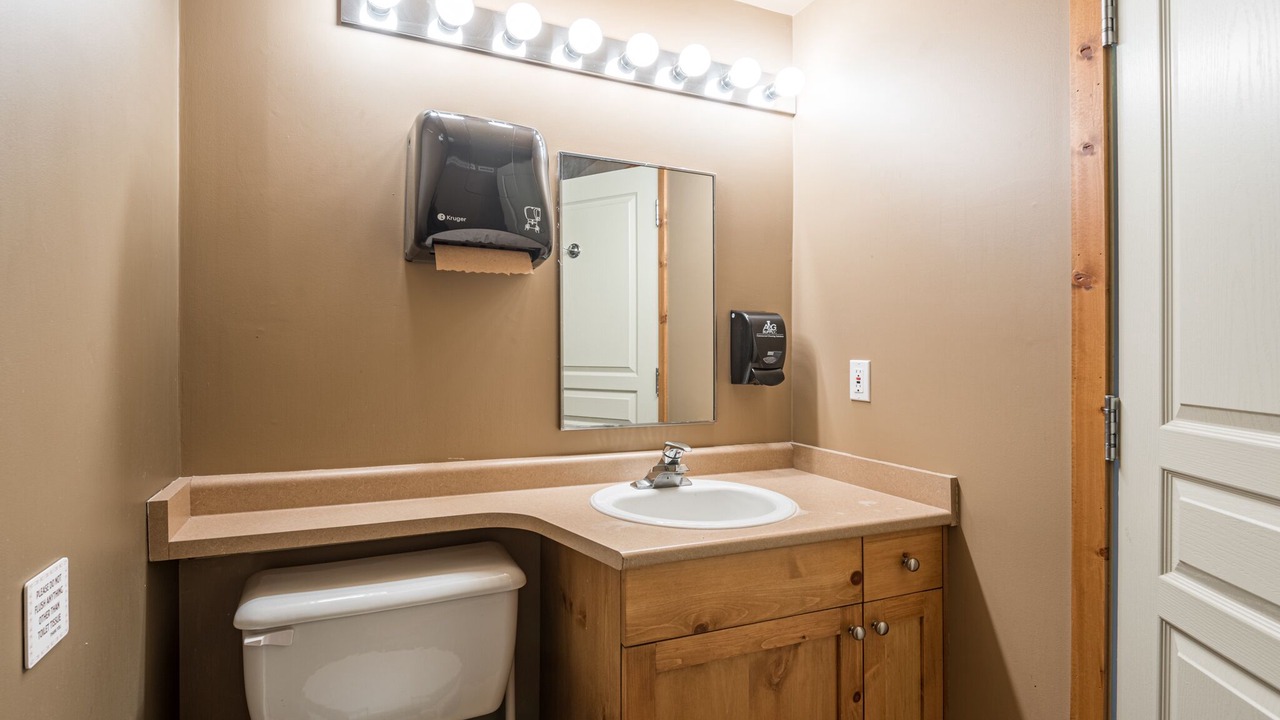 Photo of Bathroom in Silver Star Mountain