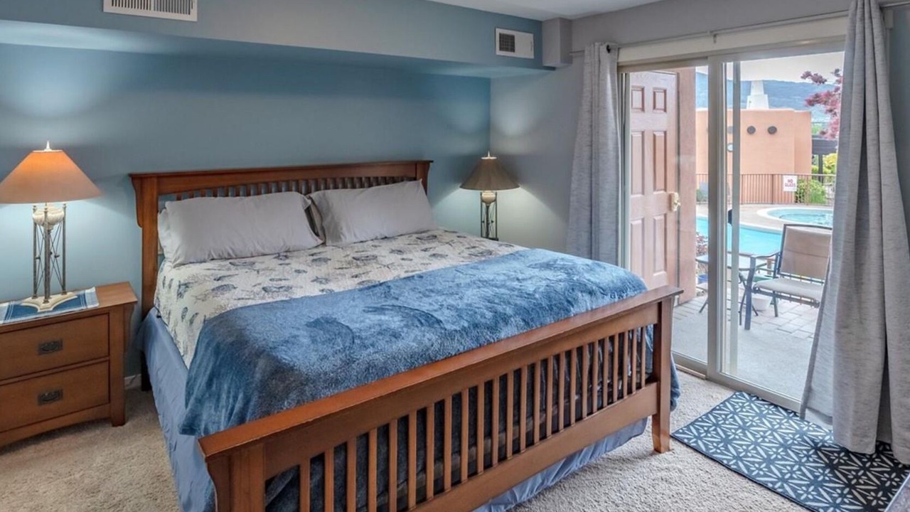 Photo of Bedroom in Okanagan-Similkameen