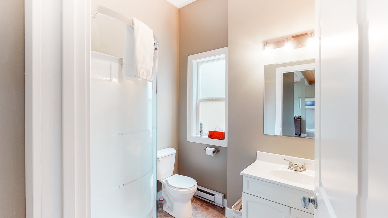 Photo of Bathroom in Christina Lake