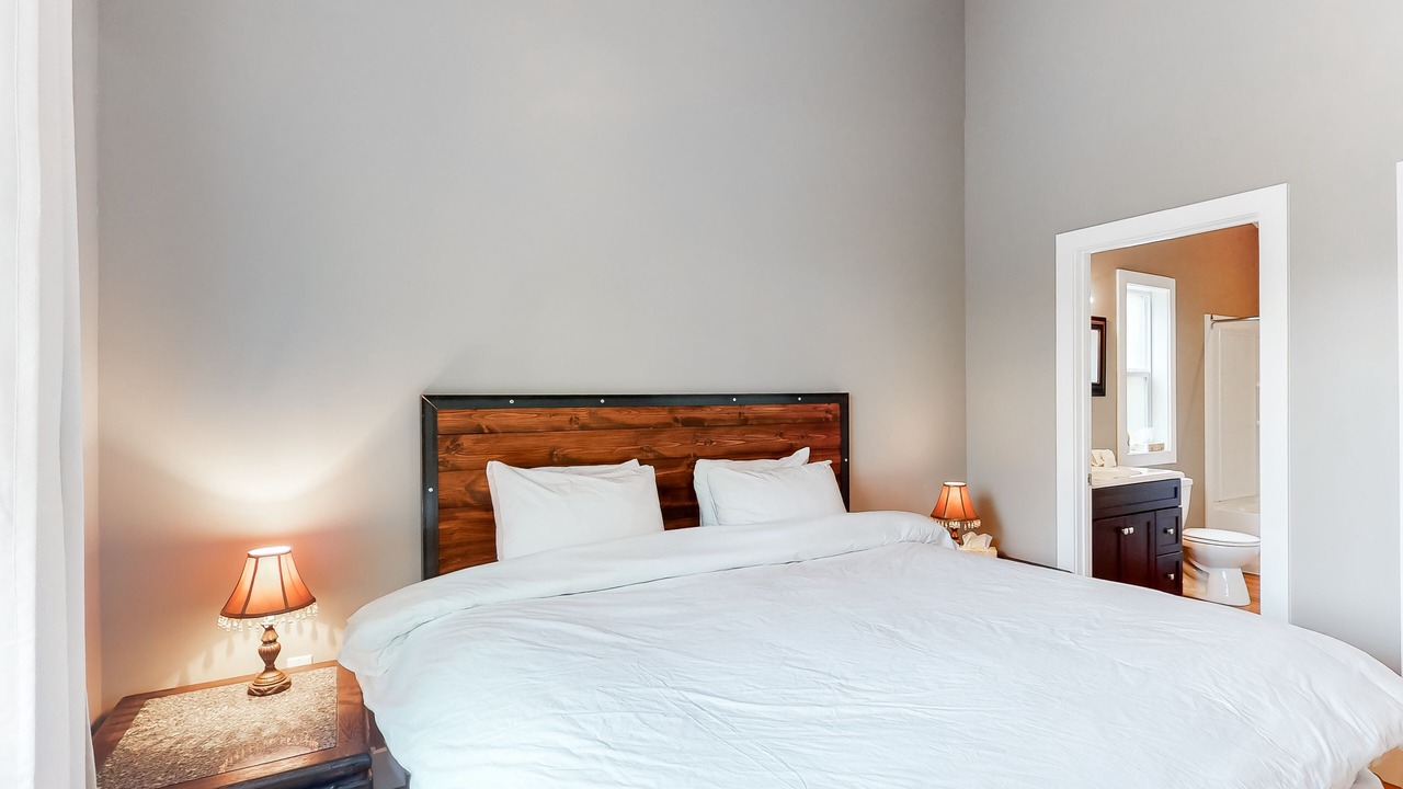 Photo of Bedroom in Christina Lake