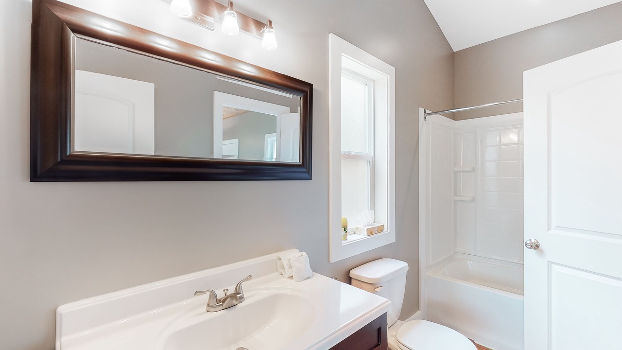 Photo of Bathroom in Christina Lake