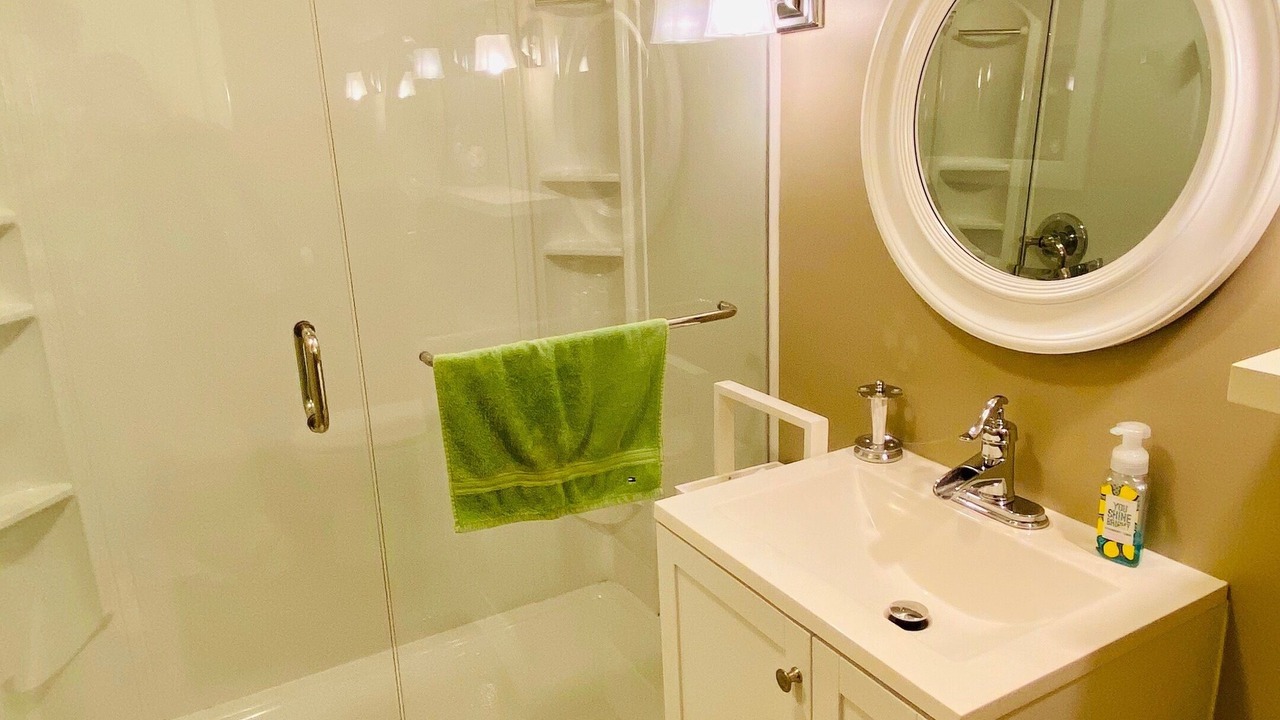 Photo of Bathroom in Saanich