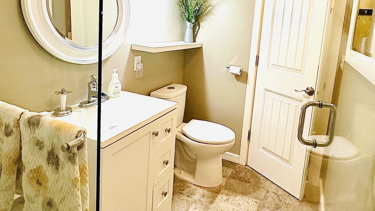 Photo of Bathroom in Saanich