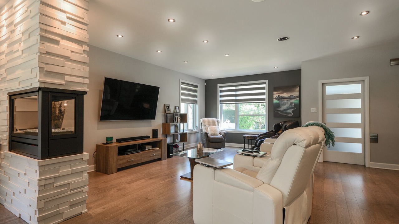 Photo of Livingroom in Les Moulins Regional County Municipality