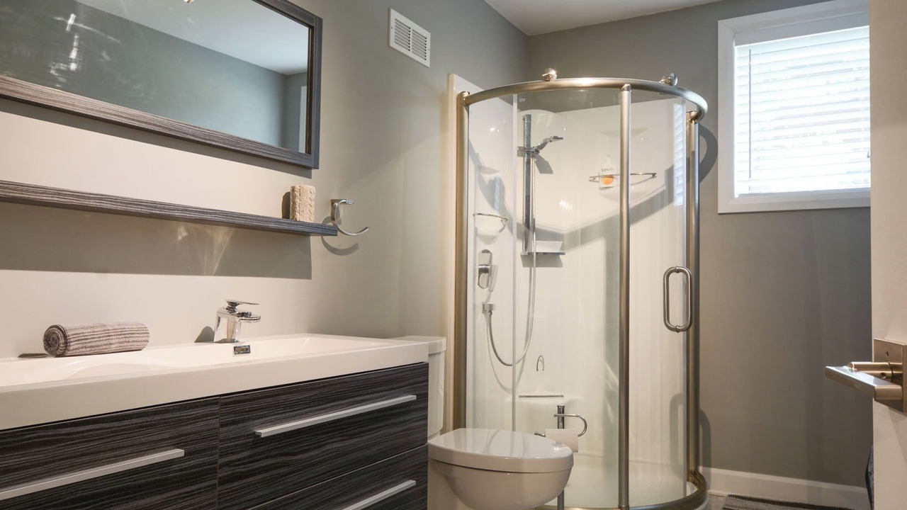 Photo of Bathroom in Les Moulins Regional County Municipality