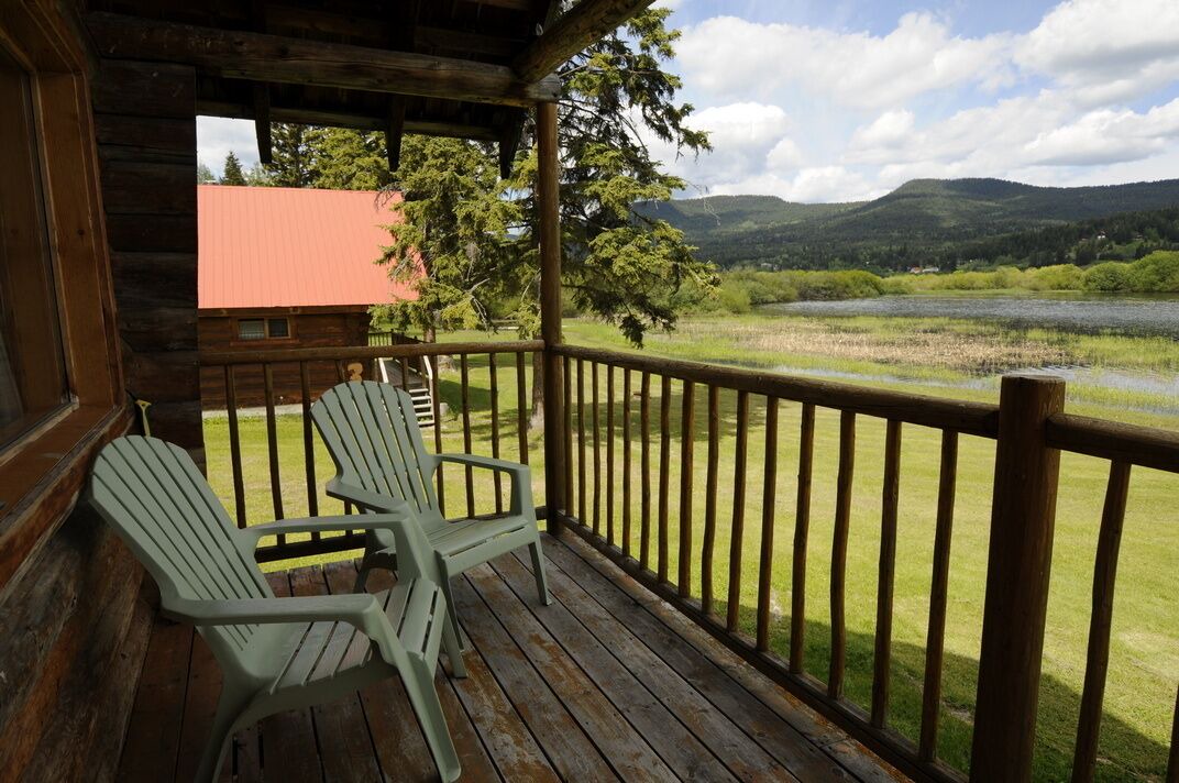 Photo of Patio Balcony in Canim Lake