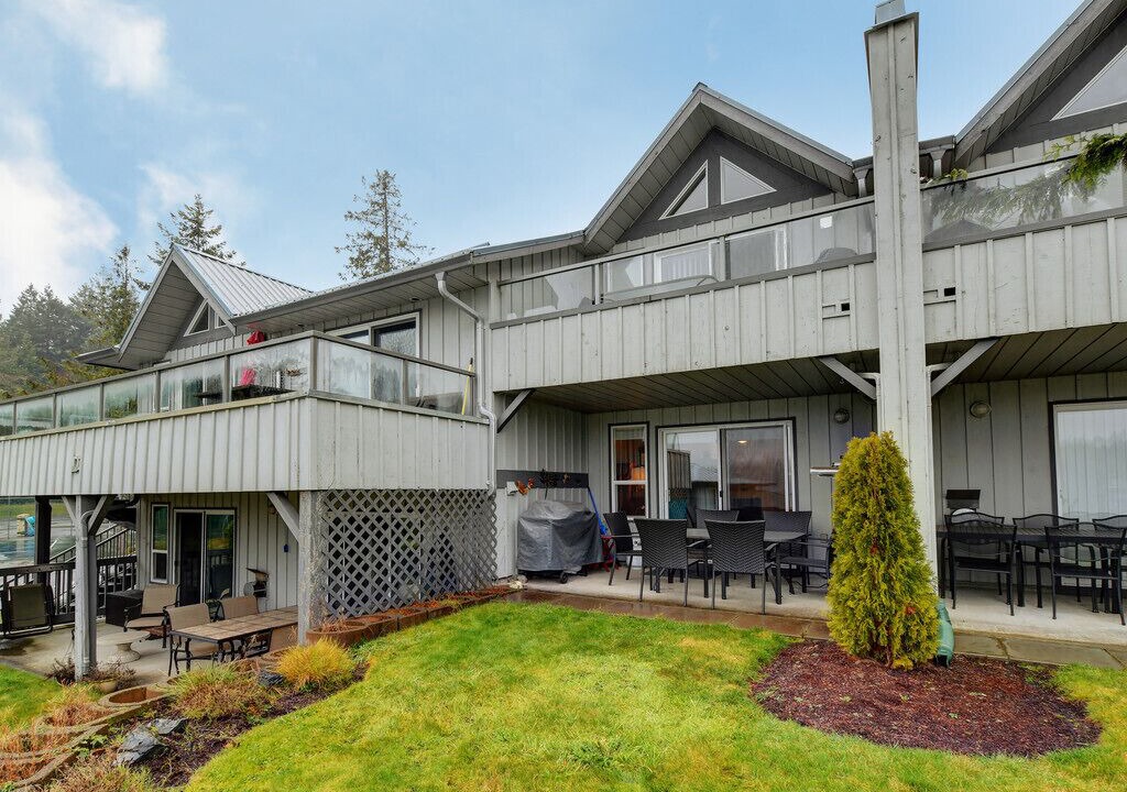Photo of Outdoor in Shawnigan Lake