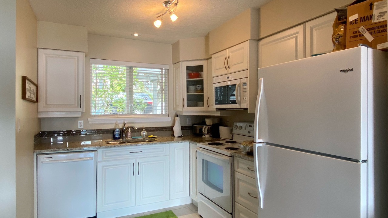 Photo of Kitchen in Shawnigan Lake
