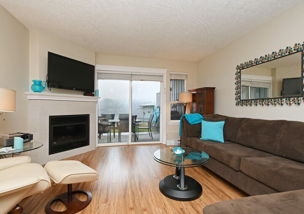 Photo of Livingroom in Shawnigan Lake