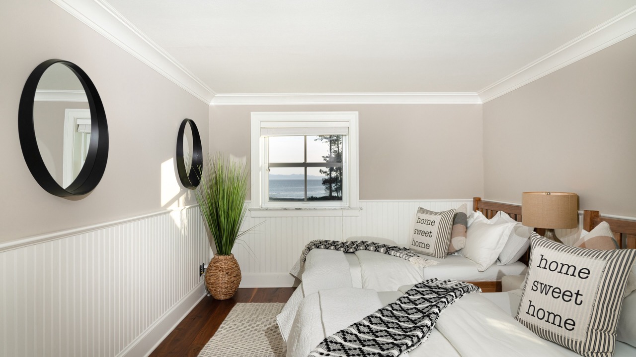 Photo of Bedroom in Otter Point