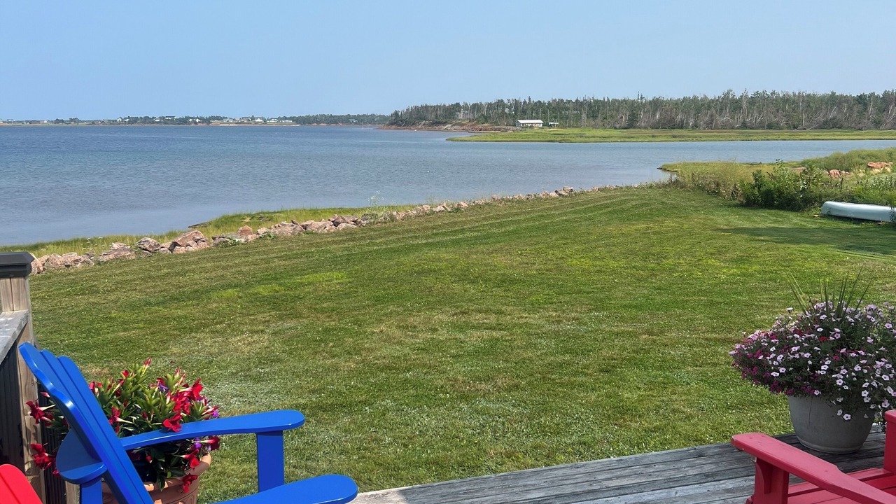 Photo of Patio Balcony in Brackley Beach