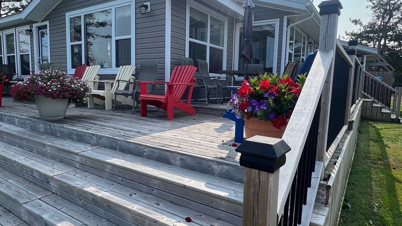 Photo of Patio Balcony in Brackley Beach
