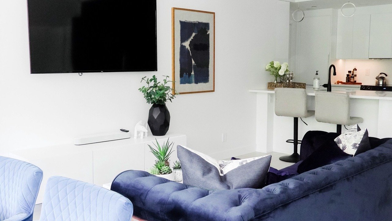 Photo of Livingroom in Kelowna Central Business District